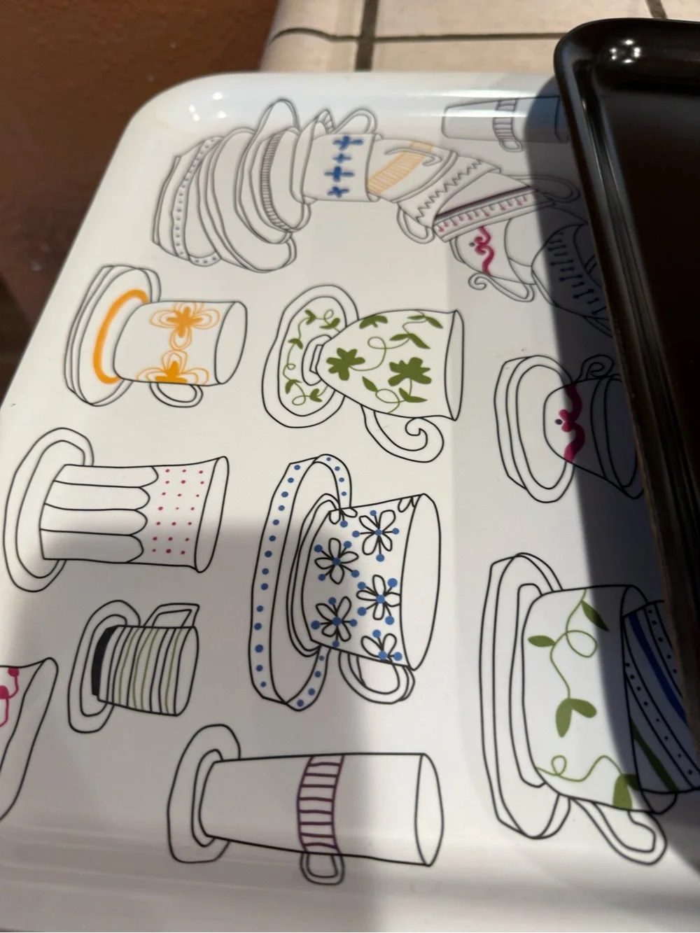 IKEA White Serving Tray with Multicolor Teacup Illustration + 2 black trays